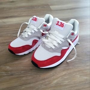 Nike 3.26 Sneakers Size 7Y